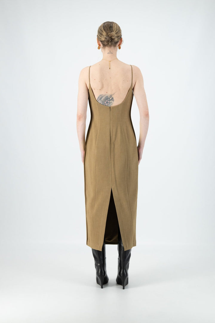 Back view of Kiana dress with invisible copper at the center back.