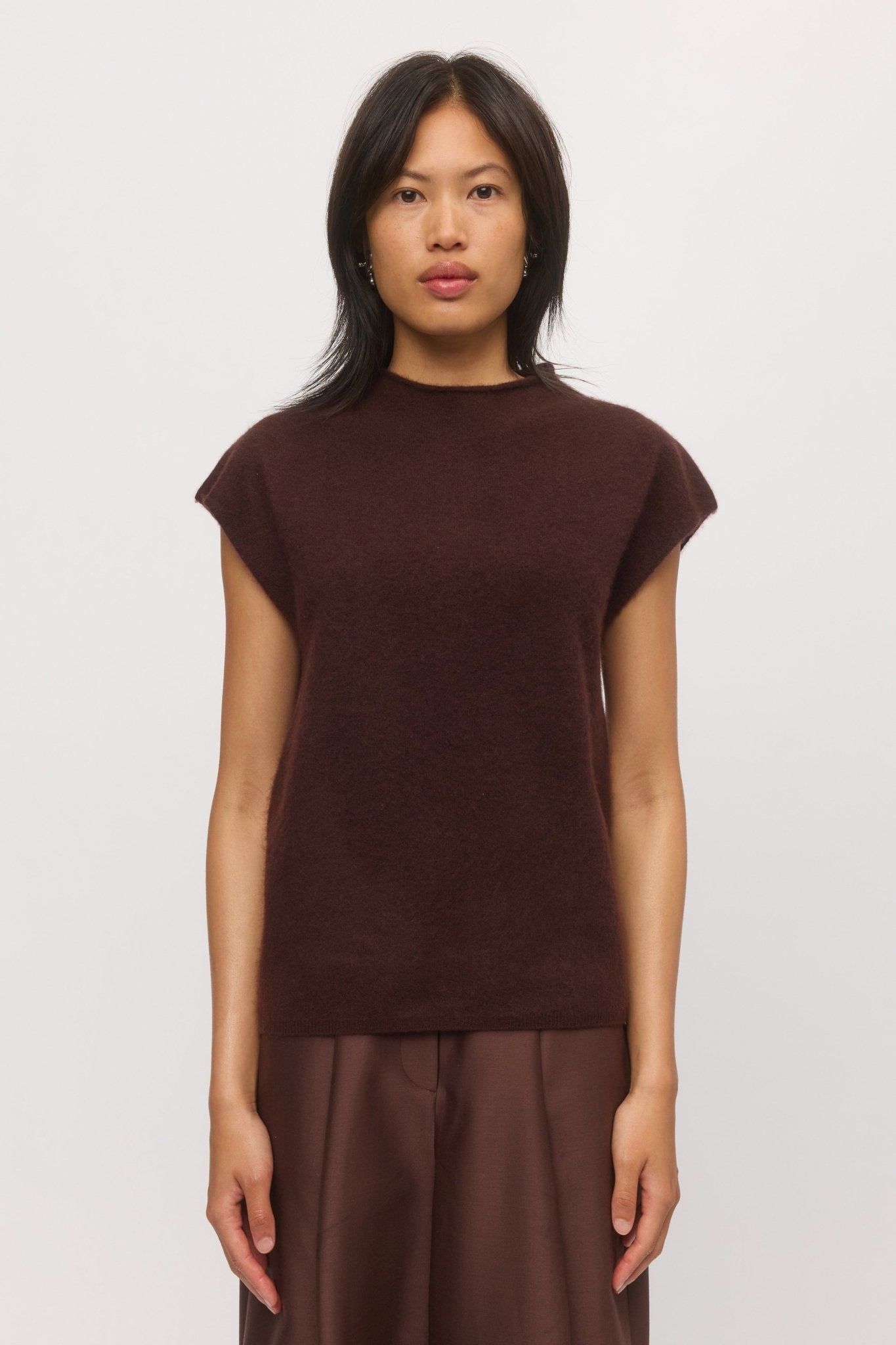 Women's knit tank in mahogany
