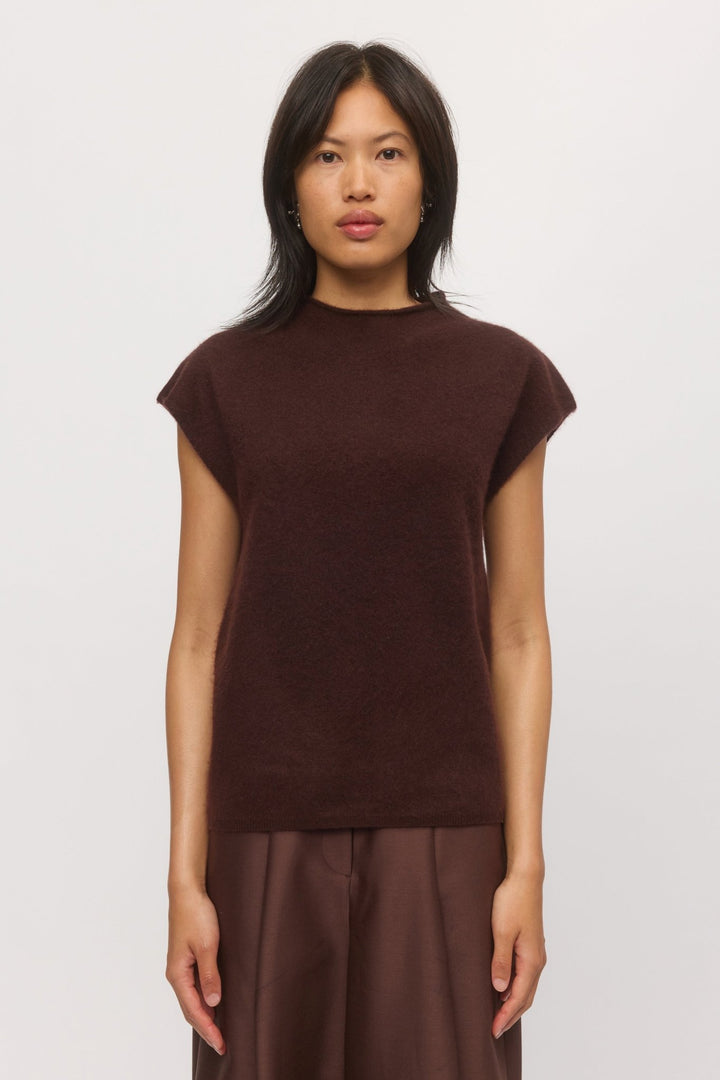Women's knit tank in mahogany