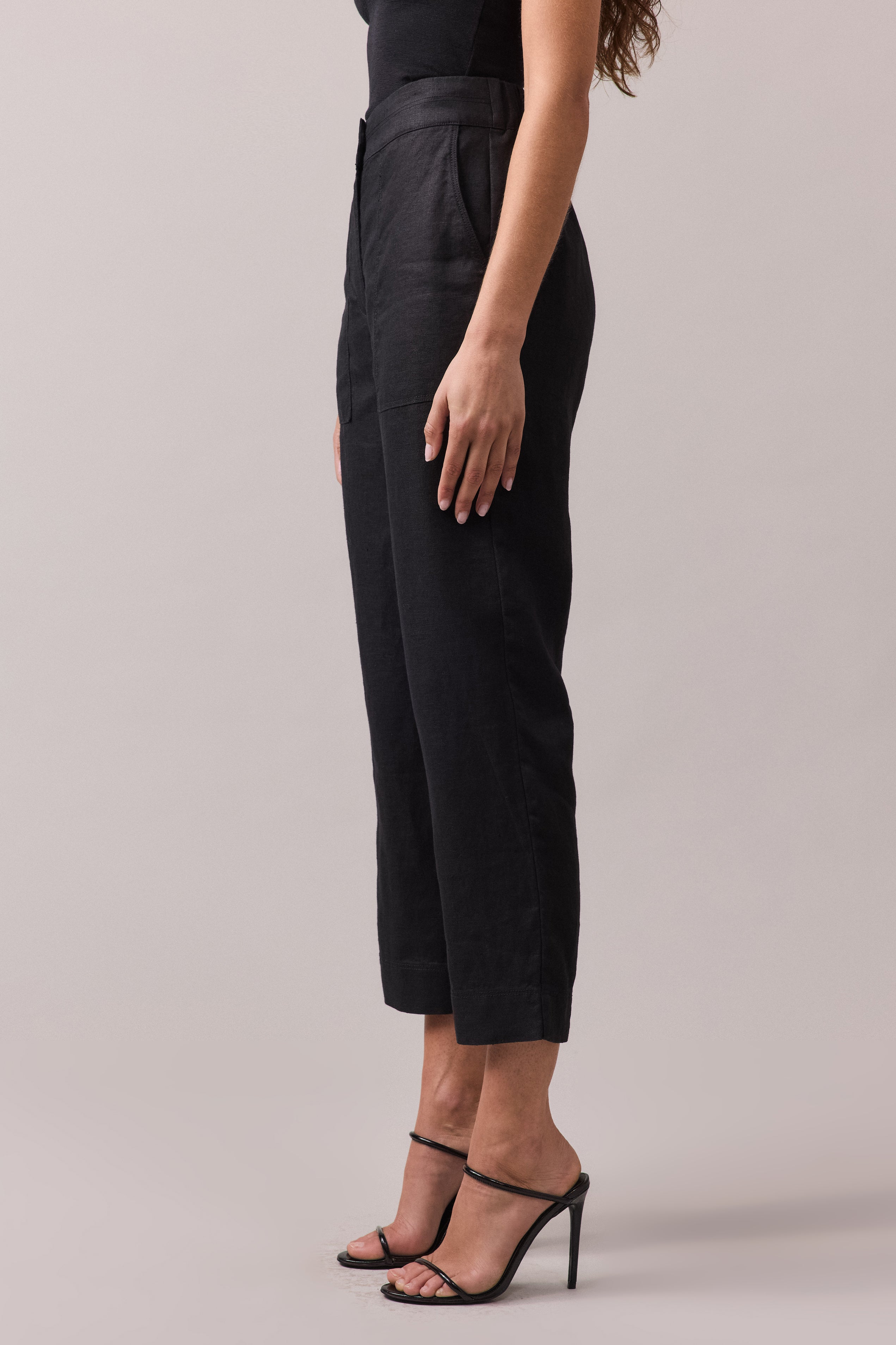 Linen Tapered Pant - Black