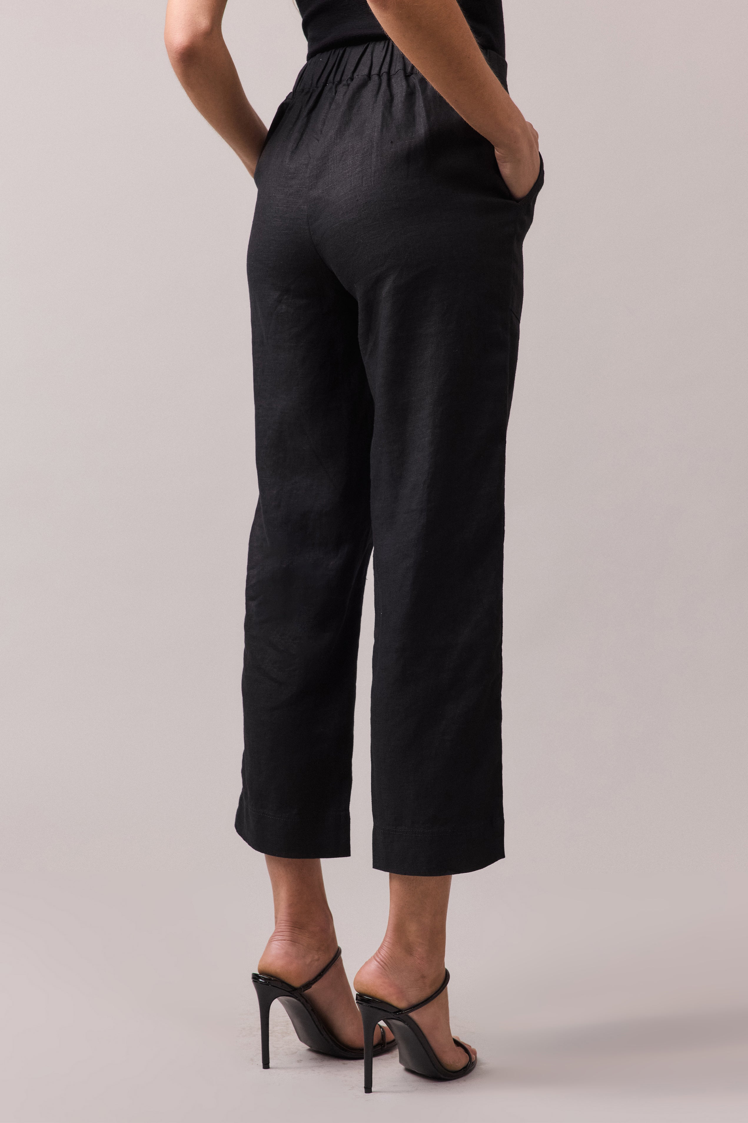 Linen Tapered Pant - Black