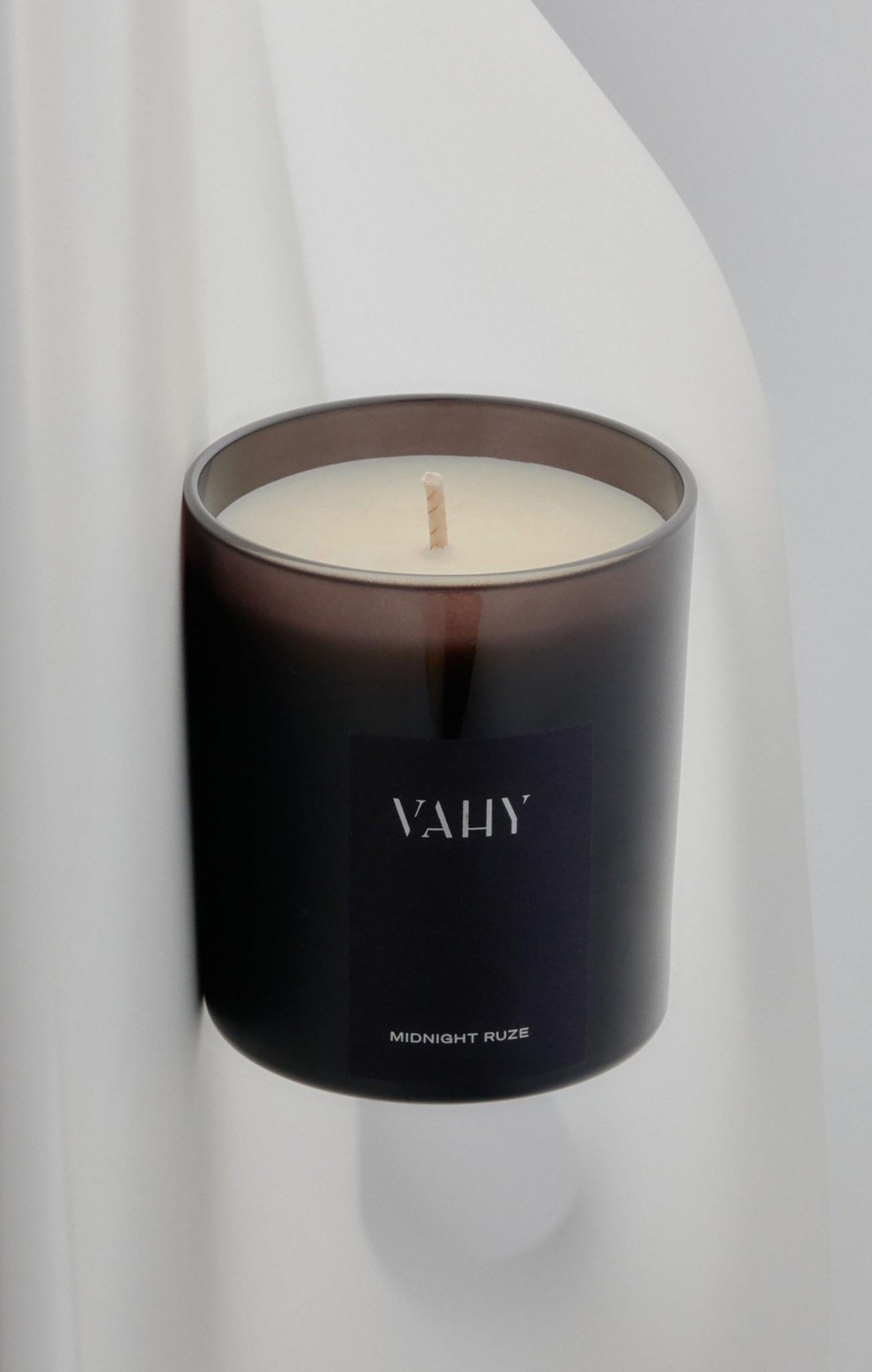 VAHY Midnight Ruze Scented Candle - Skin and Threads
