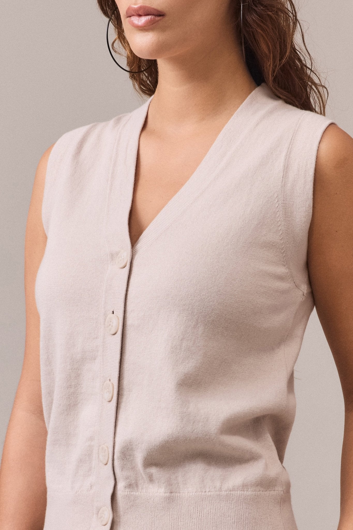 women's sand cotton cashmere vest with buttons